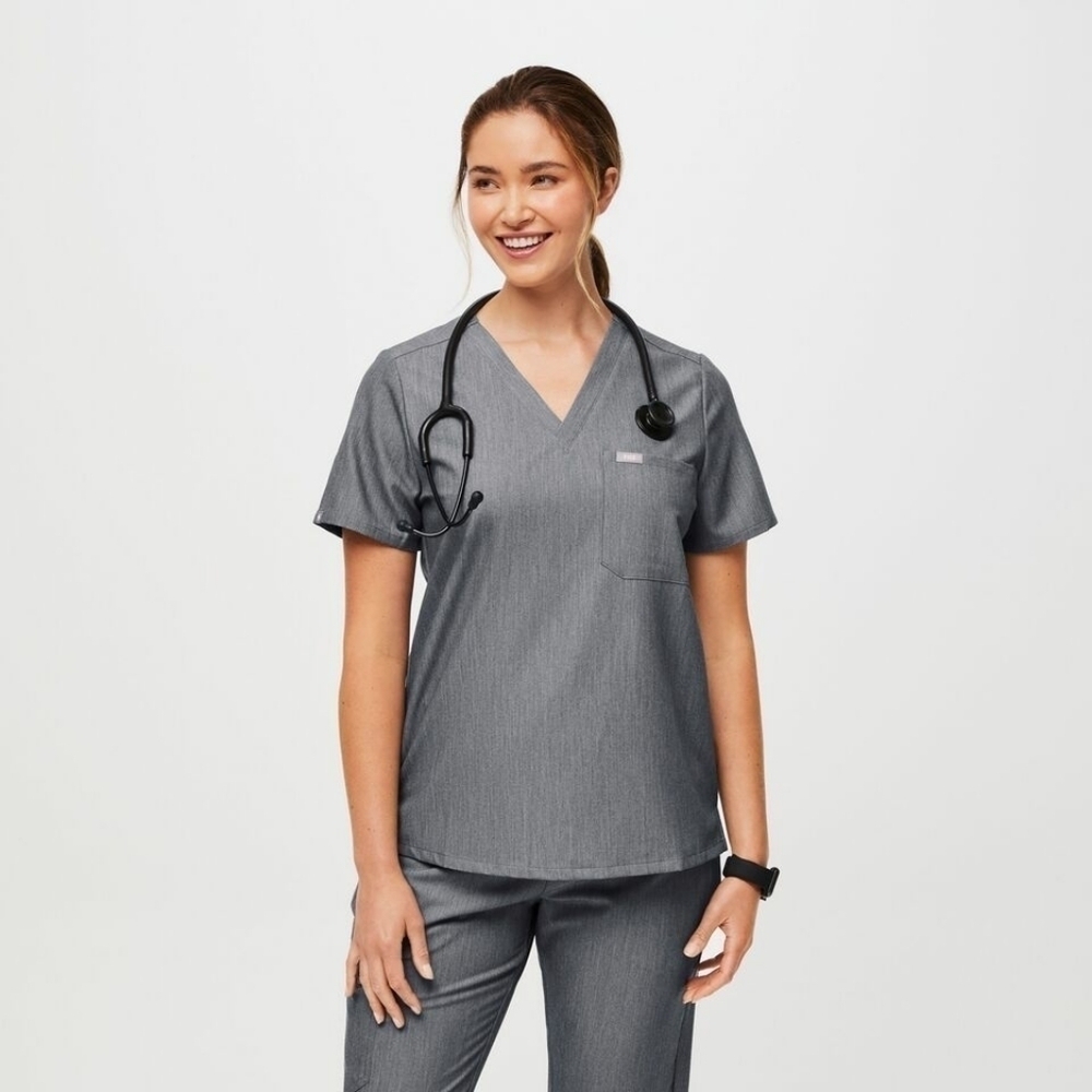 🌻FIGS Catarina™ One-Pocket Scrub Top, Graphite, Size XS